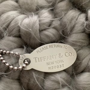 Tiffany Oval Necklace